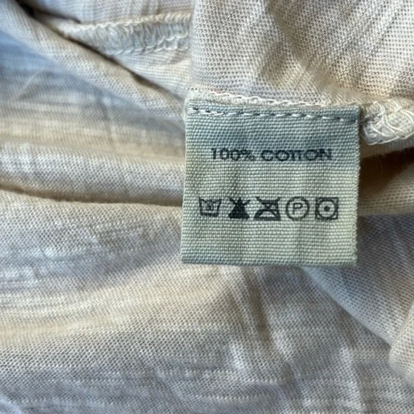 NWT🦌🦋🐦Magnolia Pearl 💯Cotton
Frolic Tee in One Size Fits Most - Picture 13 of 13